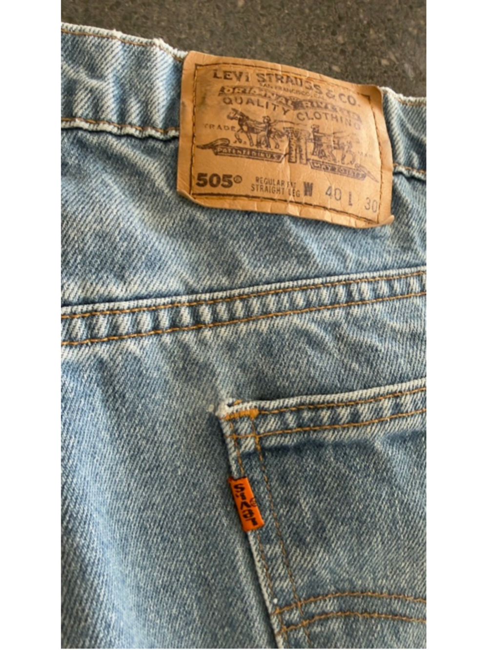 Levi's 550 relaxed-fit jeans orange tab size 40x30